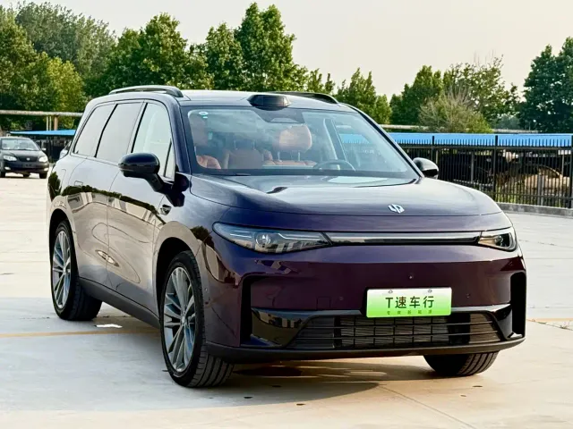 Leapmotor C16 — Фото автомобиля 3