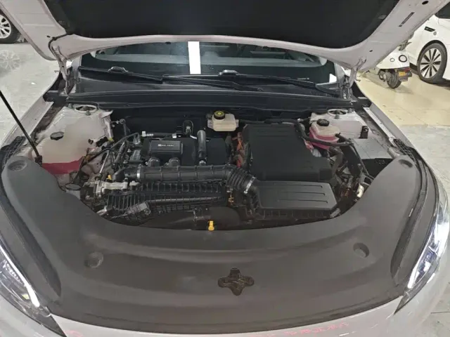 BYD Seal 05 DM-i — Фото автомобиля 19