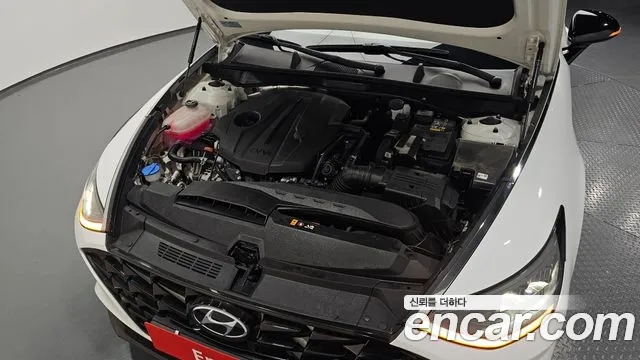 Hyundai Sonata — Фото автомобиля 9