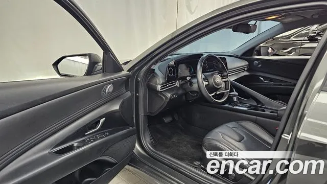 Hyundai Avante CN7 — Фото автомобиля 15