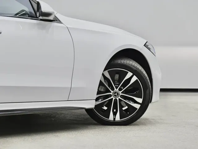 Mercedes-Benz C-Class — Фото автомобиля 29