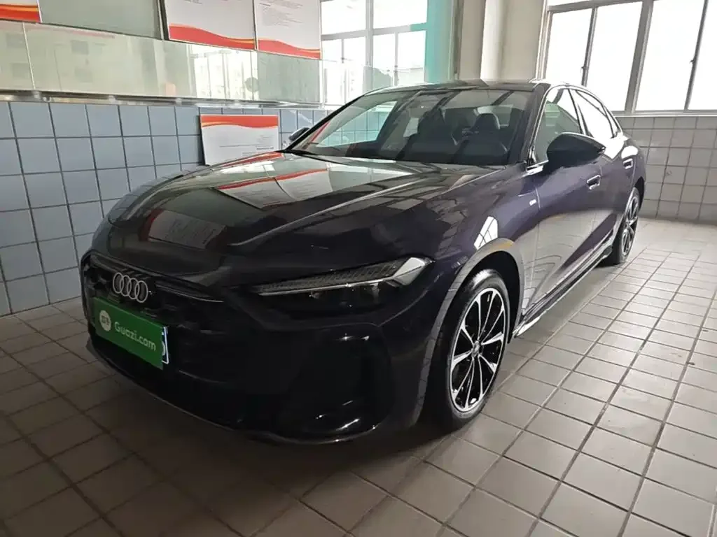 Фотография автомобиля — Audi A5L