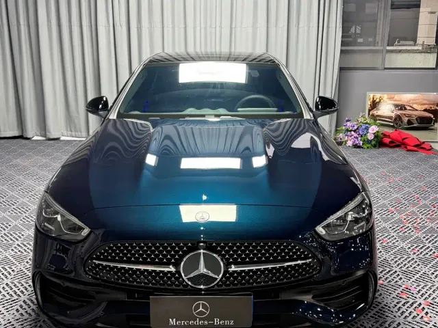 Mercedes-Benz C-Class — Фото автомобиля 2