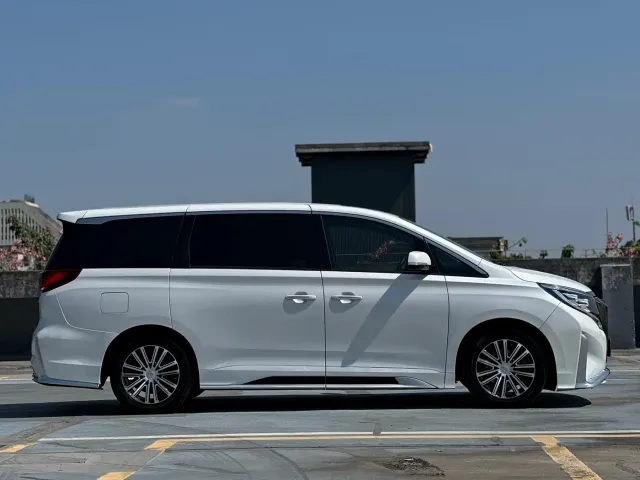 GAC Trumpchi M8 — Фото автомобиля 7