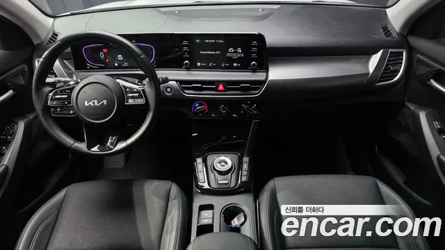Kia Seltos New — Фото автомобиля 7