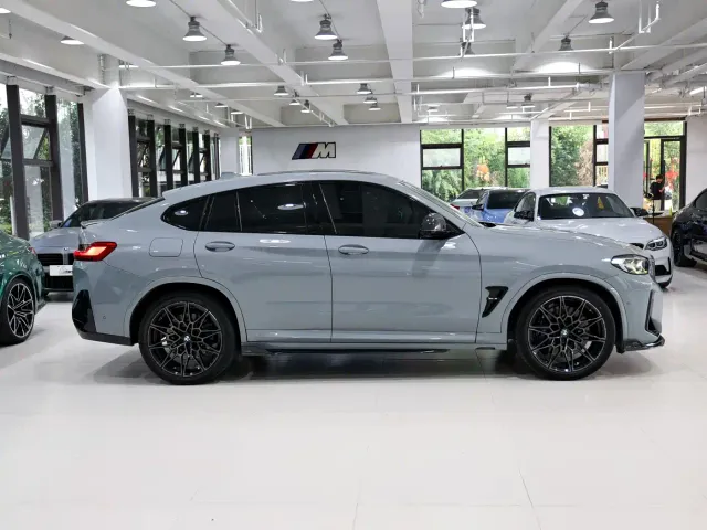 BMW X4 M — Фото автомобиля 4