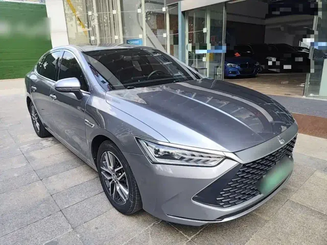 BYD Qin PLUS — Фото автомобиля 3