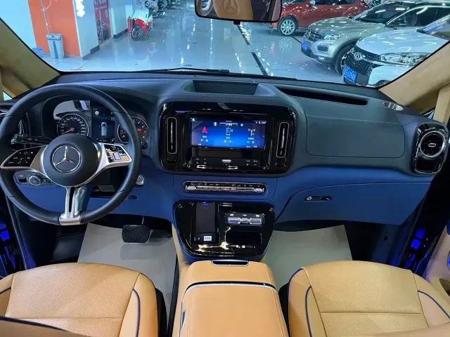 Mercedes-Benz Vito — Фото автомобиля 4