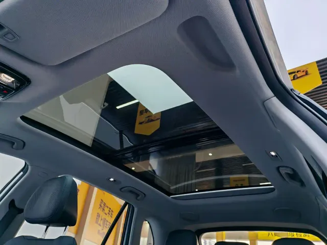 Geely Galaxy Starship 7 EM-i — Фото автомобиля 11