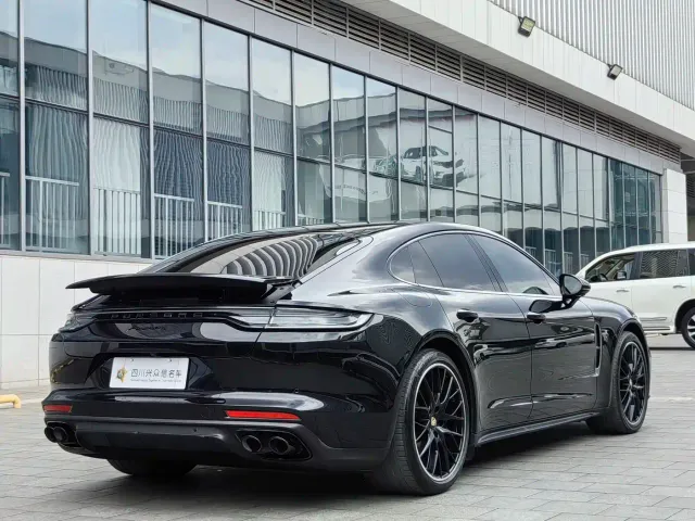 Porsche Panamera — Фото автомобиля 7