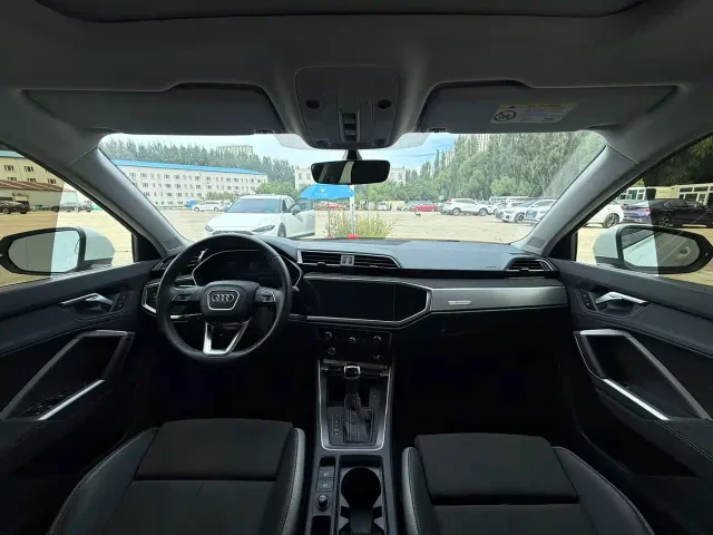 Audi Q3 — Фото автомобиля 16