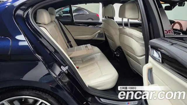 BMW 5-Series 5 серия (G30) — Фото автомобиля 12