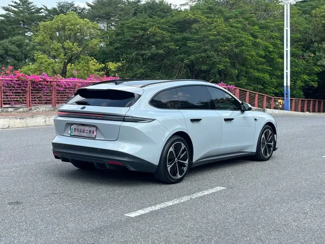 Nio ET5 Touring — Фото автомобиля 20