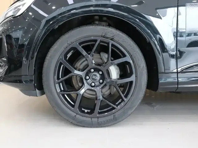 Audi Audi Q7 2024 45 TFSI quattro S line Black Warrior — Фото автомобиля 18