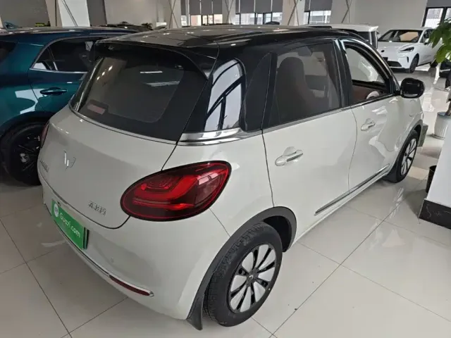 Wuling Bingo — Фото автомобиля 6