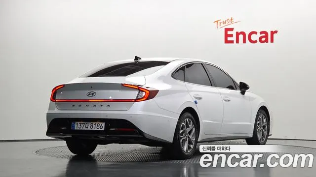 Фотография автомобиля — Hyundai Sonata DN8