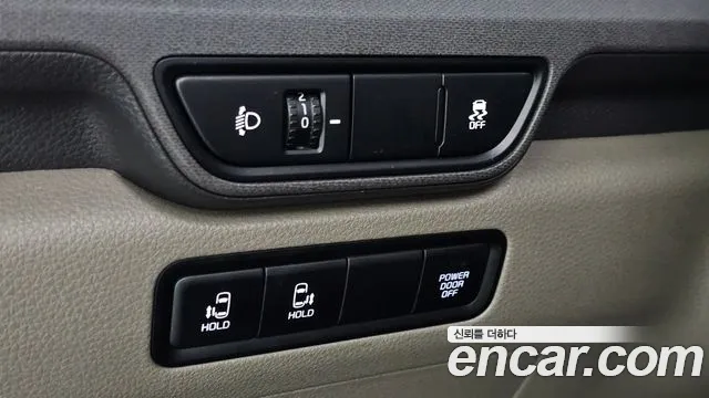 Kia Carnival 4th Gen — Фото автомобиля 23