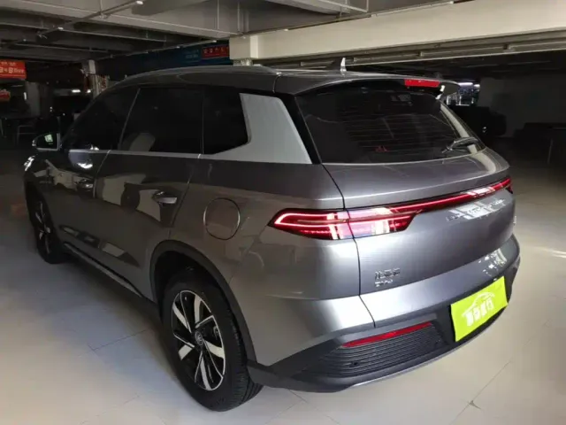 BYD Song Pro — Фото автомобиля 4