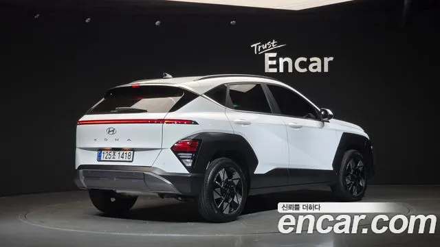 Hyundai Kona SX2 — Фото автомобиля 2