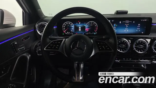 Mercedes-Benz A-Class — Фото автомобиля 13