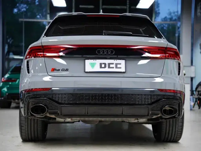 Audi RS Q8 — Фото автомобиля 7