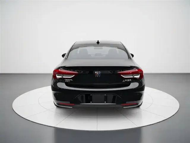 Buick Regal — Фото автомобиля 5
