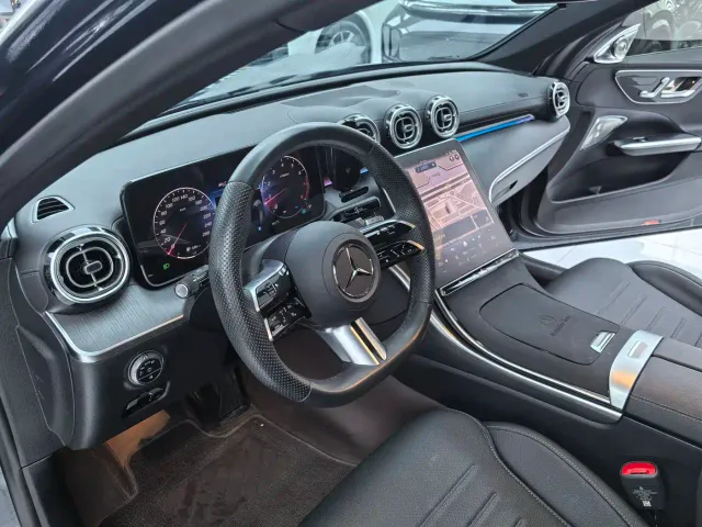 Mercedes-Benz C-Class — Фото автомобиля 6