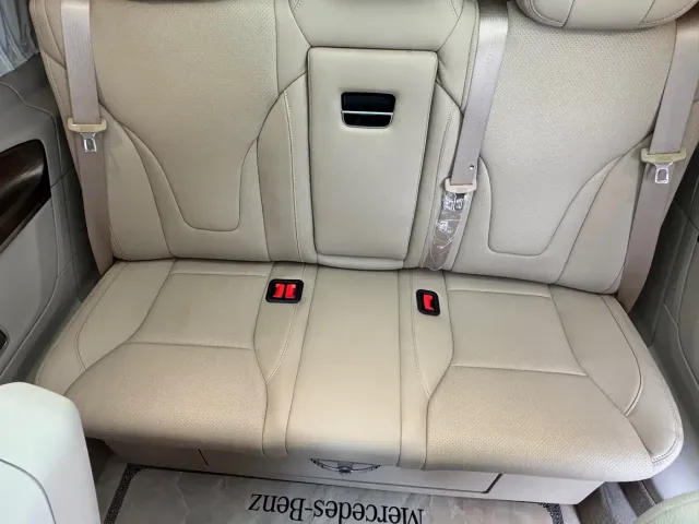 Mercedes-Benz V-Class — Фото автомобиля 12