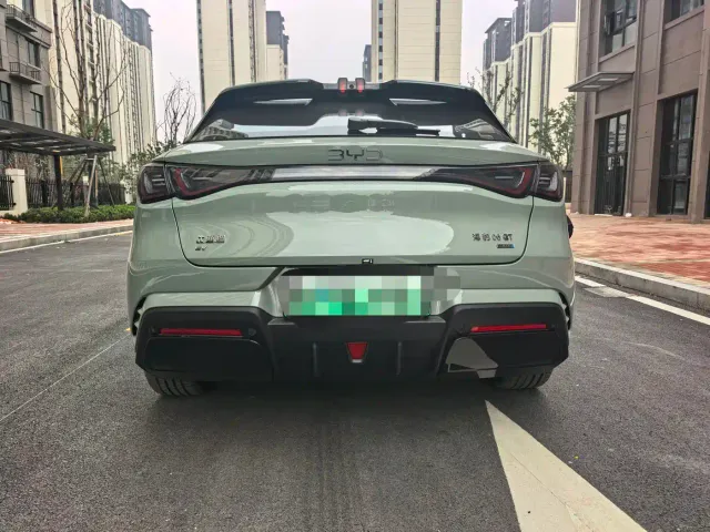 BYD Seal 06 GT — Фото автомобиля 11
