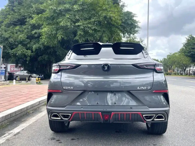 Changan UNI-T — Фото автомобиля 8