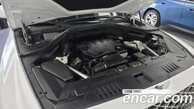 Genesis GV80 2.5T Бензин AWD — Фото автомобиля 6