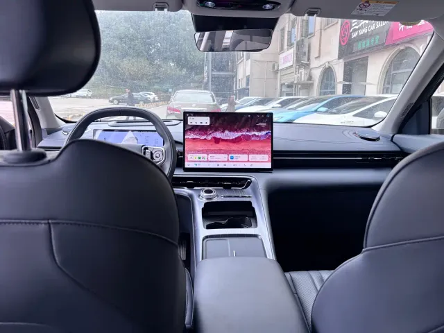 Geely Galaxy E5 — Фото автомобиля 6