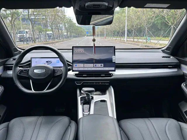 Geely Xingrui — Фото автомобиля 5