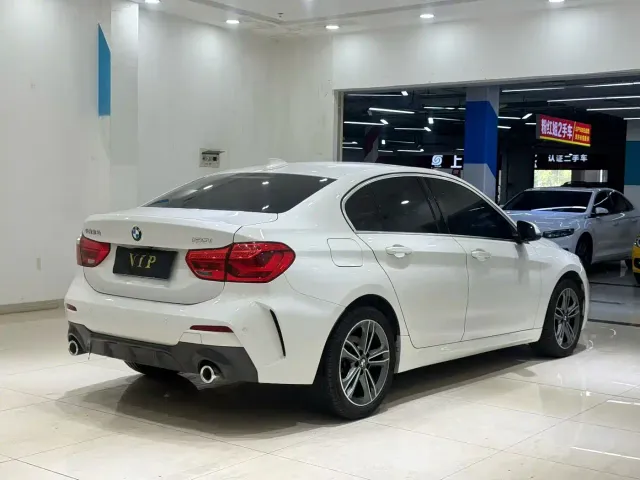 BMW 1 Series — Фото автомобиля 9