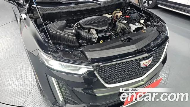 Cadillac XT6 — Фото автомобиля 5