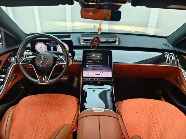 Mercedes-Benz Maybach S-Class — Фото автомобиля 9