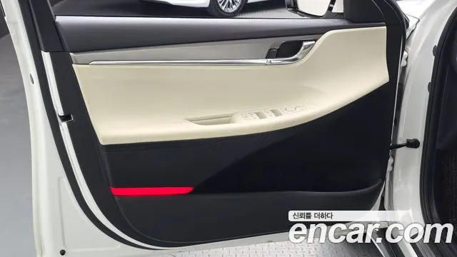Hyundai Grandeur New — Фото автомобиля 13