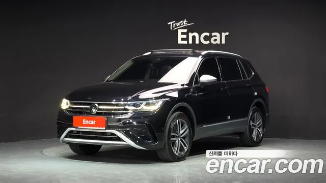 Фотография автомобиля — Volkswagen Tiguan