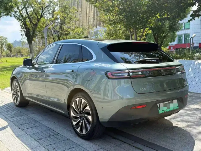Aito M5 — Фото автомобиля 11