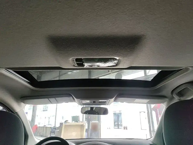 Nissan Tiida — Фото автомобиля 17