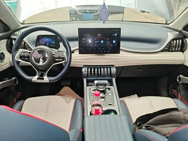 BYD Yuan PLUS — Фото автомобиля 9