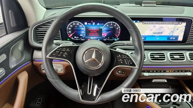 Mercedes-Benz GLE-Class — Фото автомобиля 13