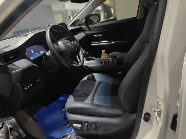 Toyota Venza — Фото автомобиля 14