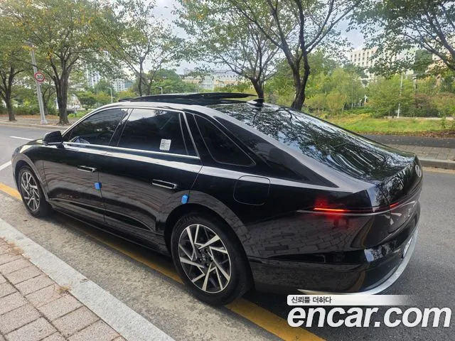 Hyundai Grandeur GN7 — Фото автомобиля 4