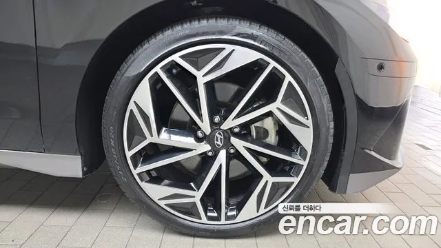 Hyundai Ioniq6 Long Range AWD — Фото автомобиля 20