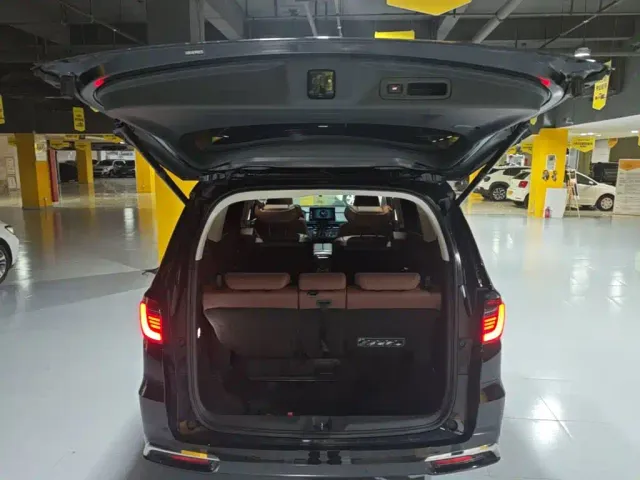 Honda Odyssey — Фото автомобиля 18