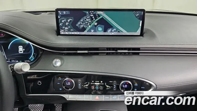 Genesis GV70 — Фото автомобиля 18