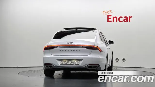 Hyundai Grandeur (New) Hybrid — Фото автомобиля 4