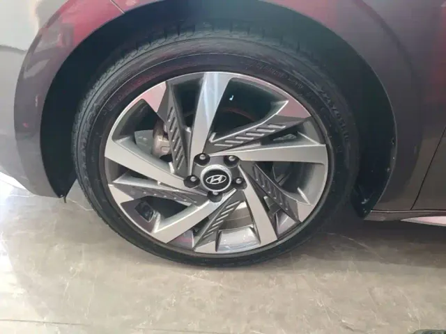 Hyundai Mistra — Фото автомобиля 22