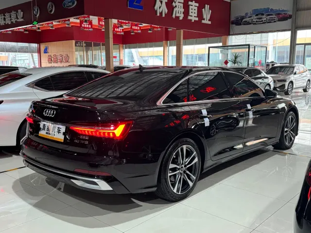 Audi A6L — Фото автомобиля 25